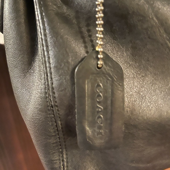 Vintage Coach Soho crossbody Bucket Bag - Picture 10 of 12